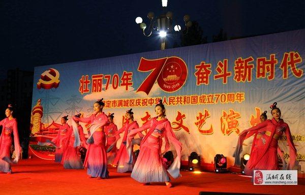 一加12全球版发布 售价799.99美元起 对标三星S24